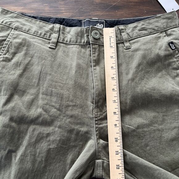 Lost Masters of Mayhem Chino Green Shorts Mens Size 32 Flat Front NWT - Picture 8 of 9